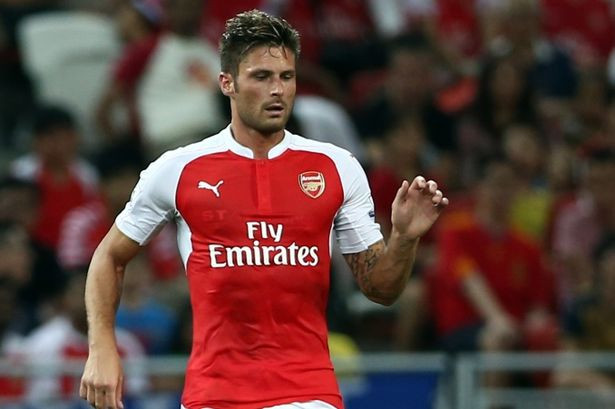 Giroud đã chính thức gia hạn hợp đồng.