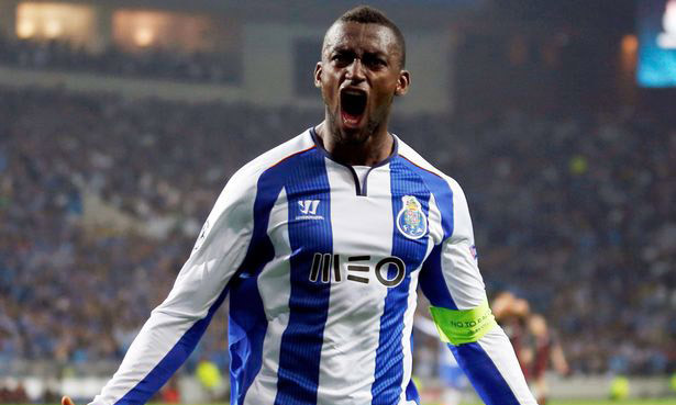 Arsenal đã ở rất gần Jackson Martinez.