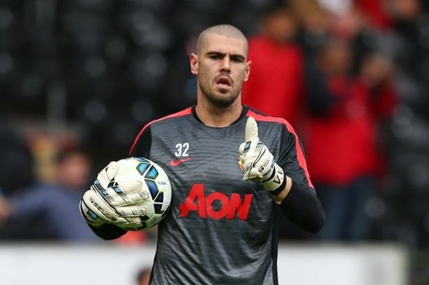 M.U từ chối để Valdes tới Chelsea.