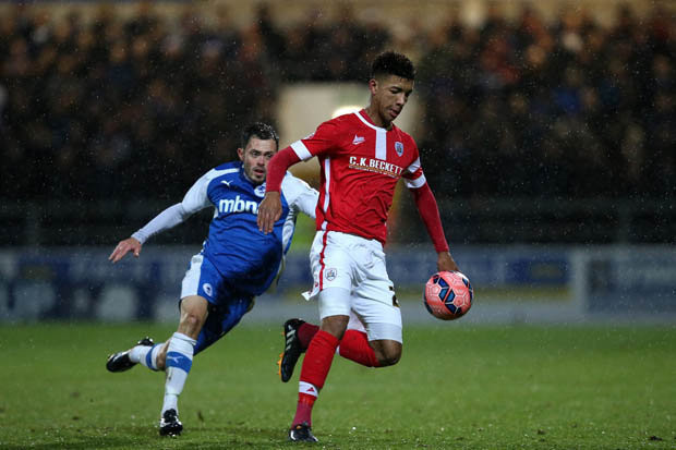 Mason Holgate đã chính thức trở thành người của M.U.