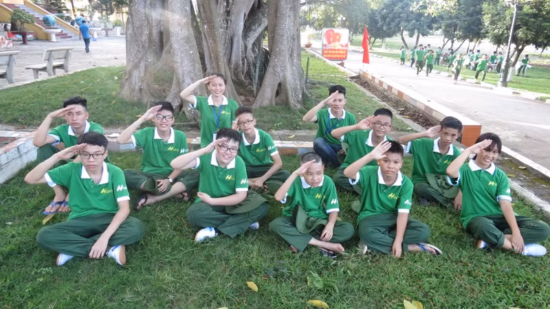 Những trải nghiệm thú vị của các em học sinh khi tham gia Học kỳ trong quân đội do Trung tâm Thanh thiếu niên T,Ư tổ chức.