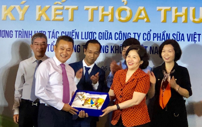 Vinamilk thiết kế riêng sản phẩm cho khách của Vietnam Airline