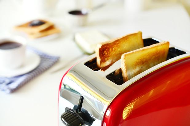 Nếu không thể từ bỏ món bánh nướng, nên nướng bánh đủ độ giòn.