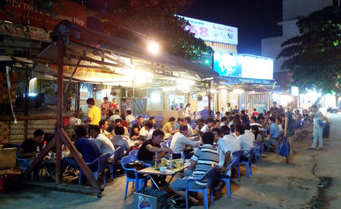 Những quán nhậu lớn sẽ được đưa vào diện kiểm tra chống thất thu thuế. (Ảnh minh họa: IE).