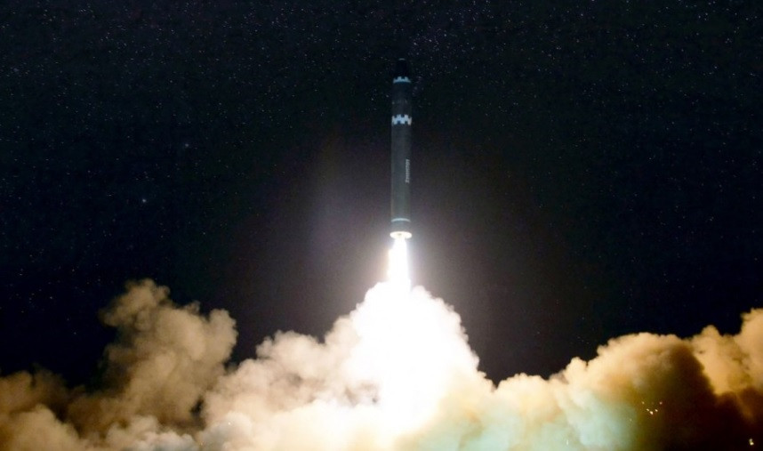 Vụ thử tên lửa mới đây của Triều Tiên được một số phi công của hãng Cathay Pacific nhìn thấy. 