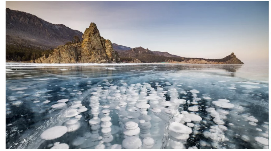 Các nhà khoa học Nga đặt kính viễn vọng dưới lòng hồ Baikal để tìm kiếm hạt nhỏ nhất thế giới 