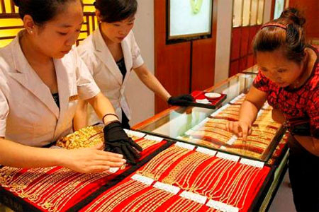 Giá vàng SJC tiếp tục tăng.