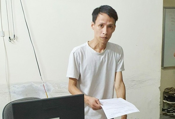 Bị can Nguyễn Duy Toản - đối tượng cầm đầu đường dây lừa bán khẩu trang, chiếm đoạt gần 1 triệu USD của hàng nghìn người Mỹ