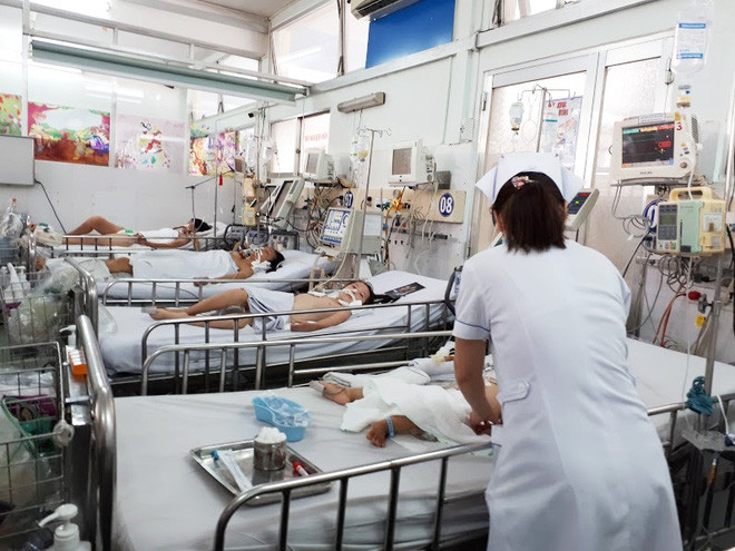 Tiến sĩ, bác sĩ Tạ Anh Tuấn-Trưởng khoa Hồi sức cấp cứu (HSCC)Bệnh viện Nhi Trung ương cho biết, khi vào viện, do tình trạng nguy kịch, bé H được chuyển thẳng đến khoa HSCC. Ảnh minh hoạ: Internet