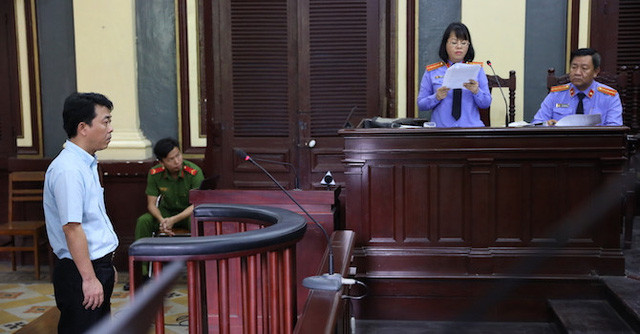 Cử tri bức xúc việc nhập khẩu thuốc ung thư của VN Pharma