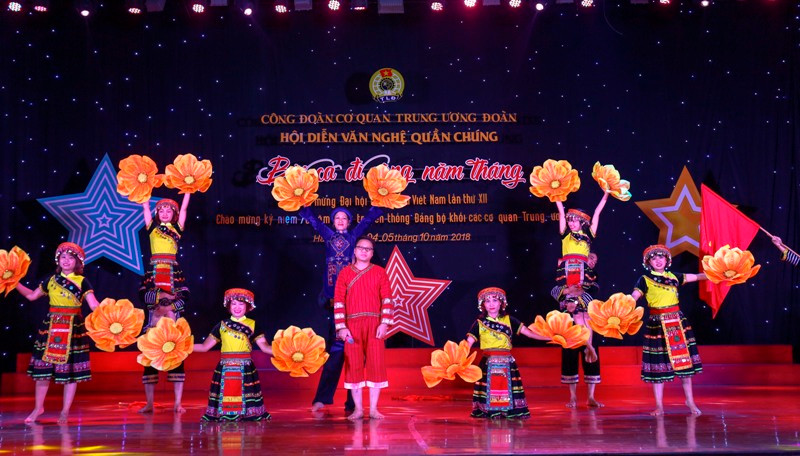 Các tiết mục đặc sắc công diễn tại đêm tổng kết, trao giải. Ảnh: Bảo Anh