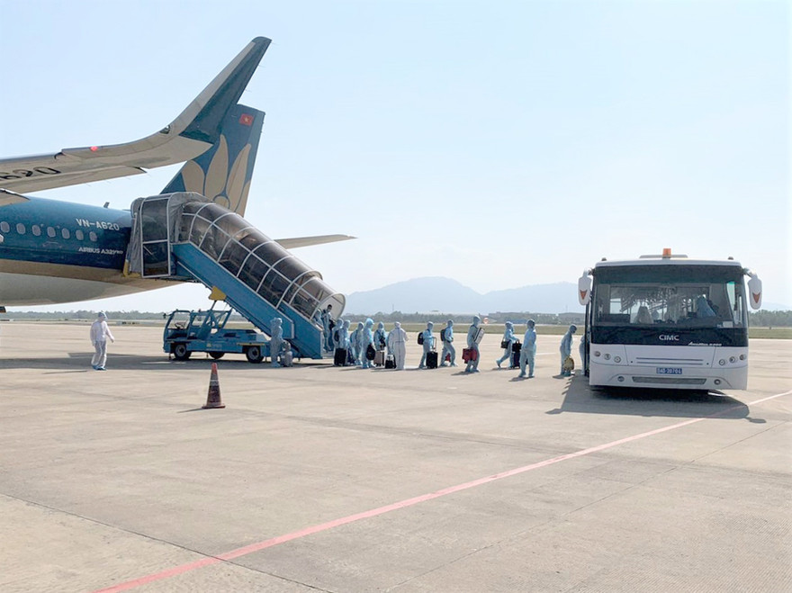 Hiện các địa phương vẫn chưa thống nhất với xe chở khách đi/đến các sân bay để bay quốc tế.