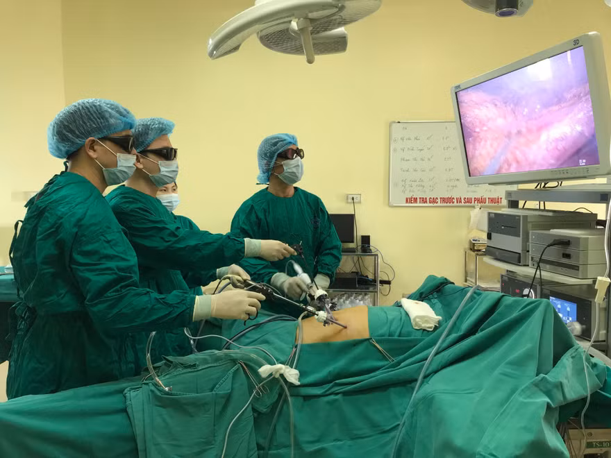 Một ca phẫu thuật ung thư đường tiêu hóa do các bác sĩ Khoa Ngoại bụng 1- Bệnh viện K thực hiện.