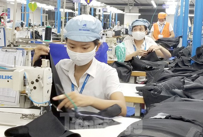 Lao động bị nghỉ việc có thể được hỗ trợ mức cao nhất 1,8 triệu đồng