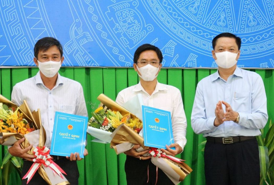 Cần Thơ trao quyết định bổ nhiệm lãnh đạo một số sở ngành. Ảnh Chinhphu.vn