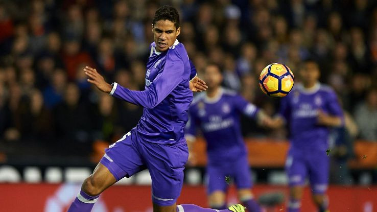 Raphael Varane dính chấn thương nặng.