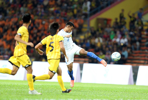 U22 Malaysia mở tỷ số ngay từ phút thứ 4 do công của Safawi Rasid. Ảnh: Vnexpress