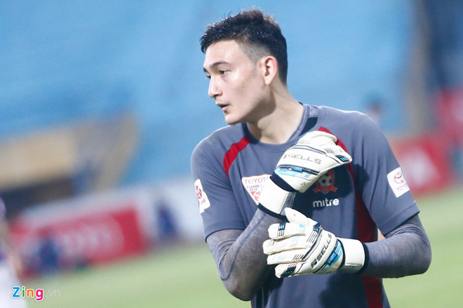 Thủ môn Việt kiều Đặng Văn Lâm.