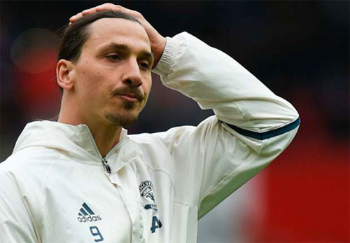 M.U không kích hoạt điều khoản gia hạn hợp đồng với Ibrahimovic. 