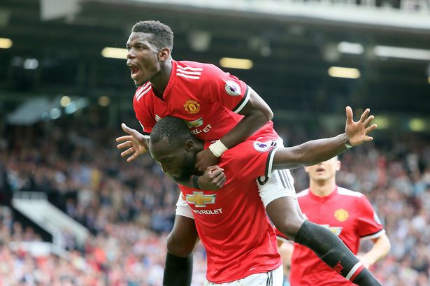 Pogba và Lukaku giúp M.U “hốt bạc” từ áo đấu.