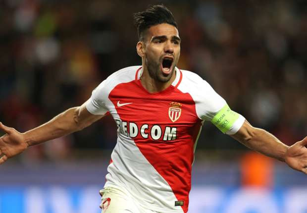 Falcao thiết lập kỷ lục đáng ngưỡng mộ tại Champions League.