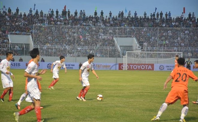 Công Phượng mờ nhạt trước SHB.Đà Nẵng.