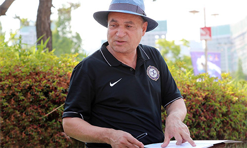 Ông Derya Akkar rất ấn tượng với Quang Hải.