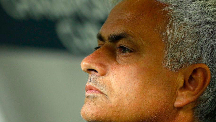 HLV Mourinho ngán nhất lịch thi đấu tại Premier League.