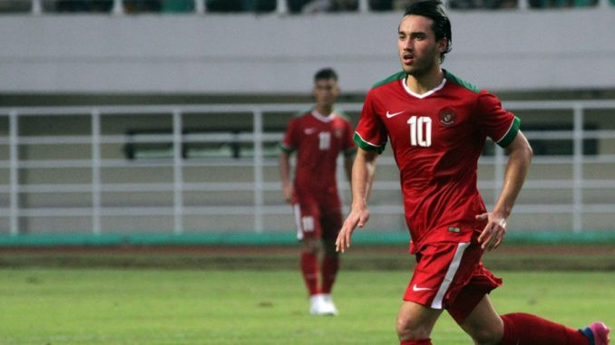 Ezra Walian háo hức cùng U22 Indonesia dự SEA Games 29.