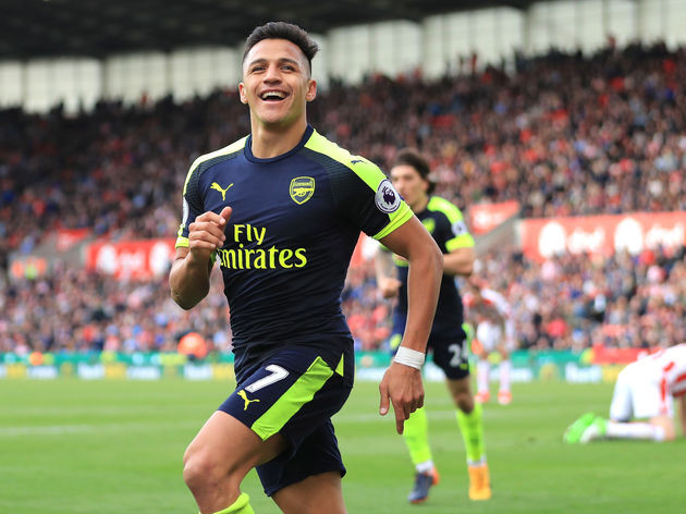 Alexis Sanchez trên đường gia nhập PSG.