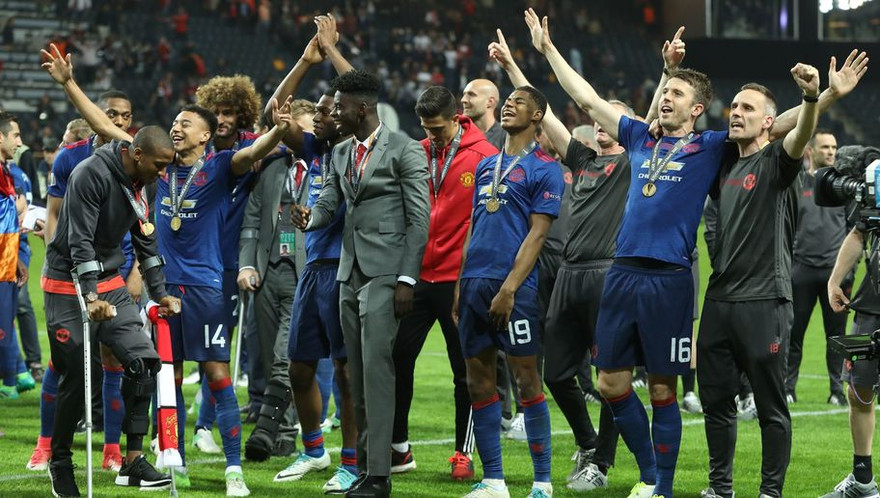 MU mang đội hình cực mạnh đi du đấu hè 2017.