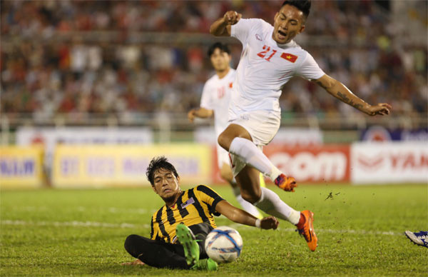 Tuấn Tài mở tỷ số siêu tốc. Ảnh: Vnexpress