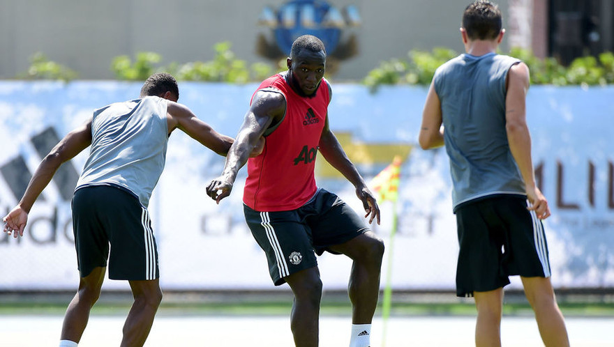 Romeu Lukaku lại tạo ra kỷ lục mới cho M.U.