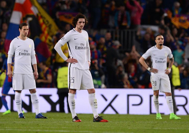 PSG nhận phải làn sóng chỉ trích từ CĐV nhà sau trận thua 1-6 trước Barcelona.