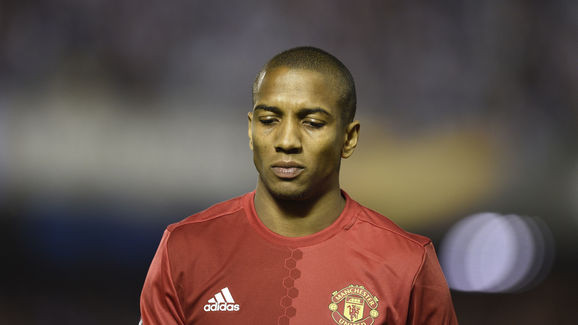 Ashley Young muốn tiếp tục gắn bó với M.U.
