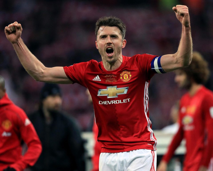 Carrick đồng ý gia hạn thêm 1 năm với M.U.