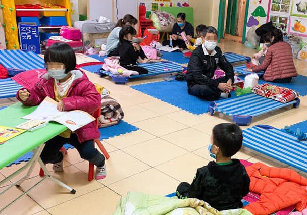 Nhiều trẻ em phải cách ly tập trung do ảnh hưởng của dịch COVID-19. Ảnh minh hoạ.