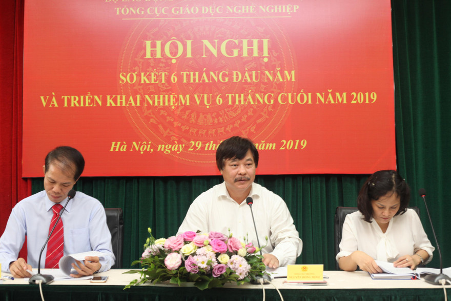 Lãnh đạo Tổng cục Giáo dục Nghề nghiệp chủ trì Hội nghị