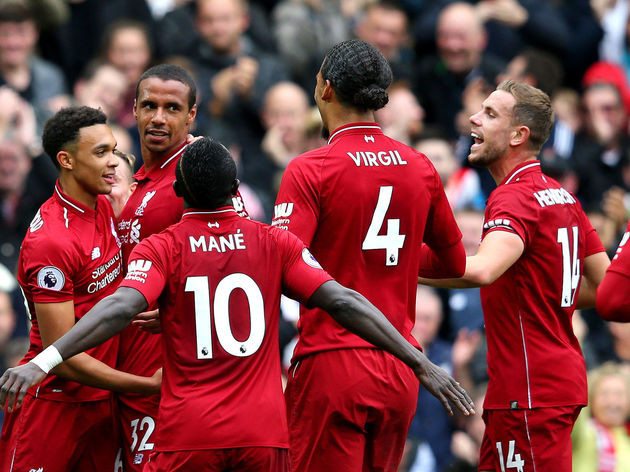 Liverpool hướng tới kỷ lục vĩ đại khi làm khách trước Chelsea.