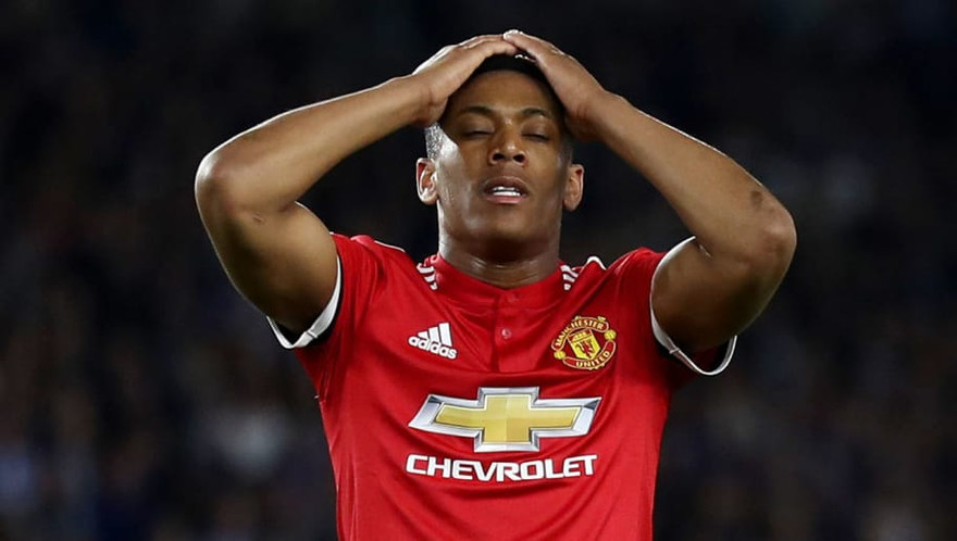 Martial tiếp tục bị "đì" tại M.U?