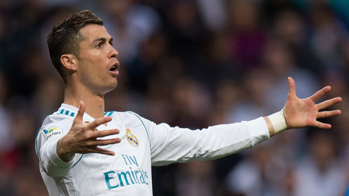 Ronaldo rớt giá thảm hại.