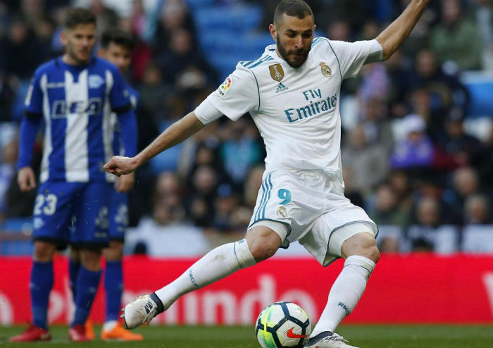 Benzema ghi bàn trên chấm 11m cho Real Madrid.