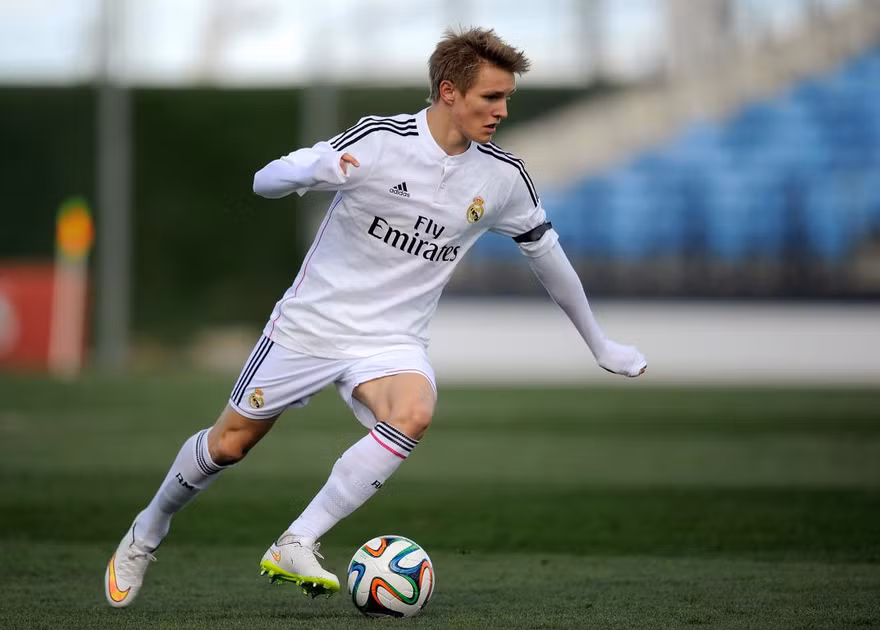 Martin Odegaard đã gia nhập Vitesse Arnhem theo dạng cho mượn.