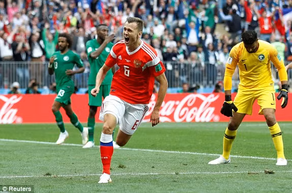 Denis Cheryshev là người hùng của ĐT Nga.