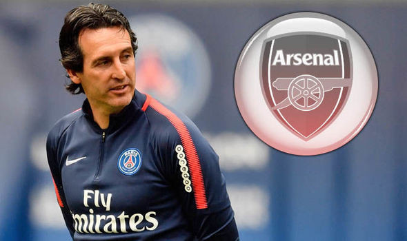 HLV Unai Emery chuẩn bị dẫn dắt Arsenal.