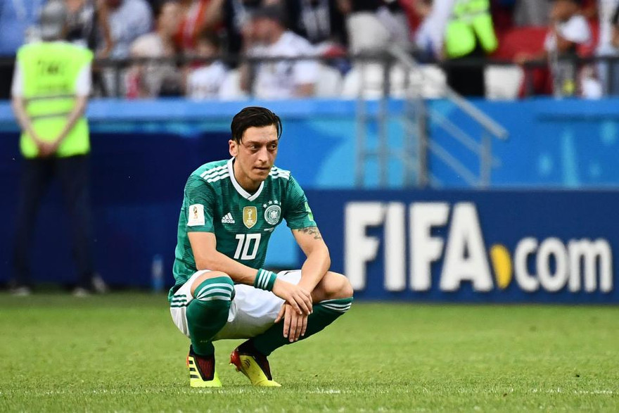 Ozil chính thức lên tiếng về thảm họa World Cup 2018.