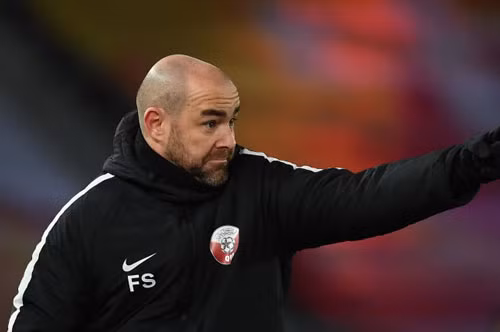 HLV Felix Sanchez của U23 Qatar.