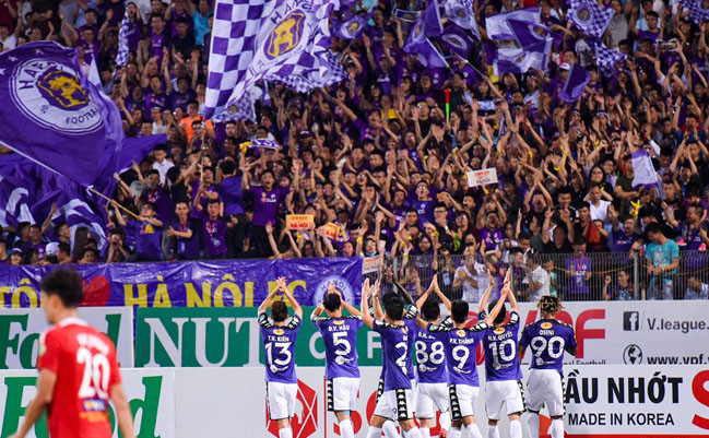 Hà Nội FC thắng đậm HAGL. Ảnh: Zing