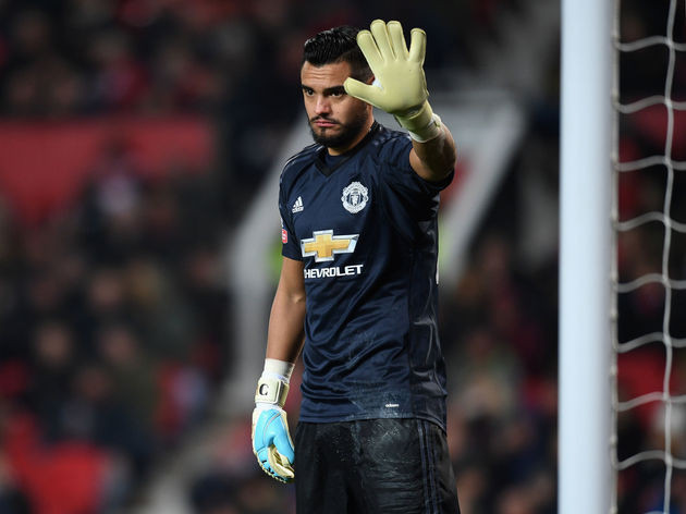 Sergio Romero chấn thương nặng và buộc phải lỡ World Cup 2018.