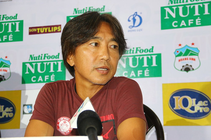 HLV Miura tự tin giành kết quả tốt trước HAGL.